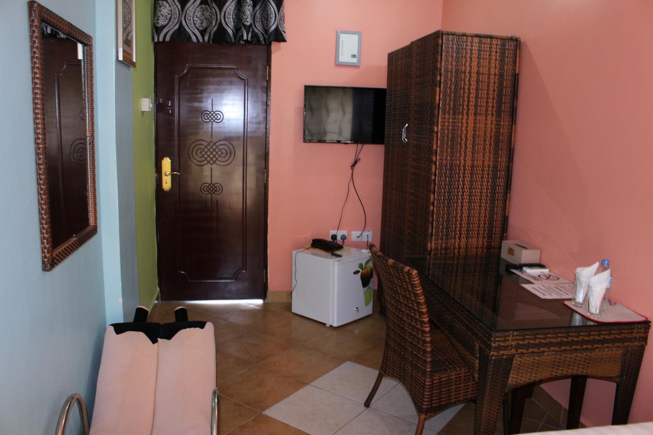 Stay Inn Hotel Νταρ ες Σαλάμ Εξωτερικό φωτογραφία